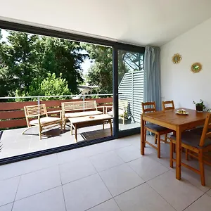 Cozy Y Con Terraza En El Centro De Apartamento