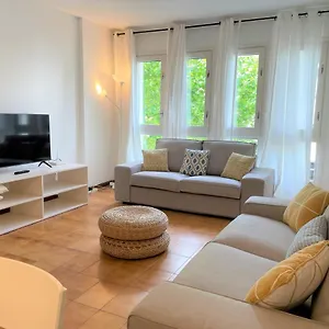 Serinyana - Acogedor Y Céntrico Apartamento Con Amplia Terraza Apartamento
